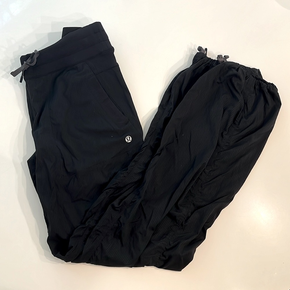 Lululemon Dance Studio Mid-Rise Pant Black Size 4